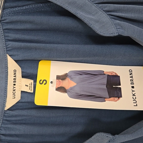 Lucky Brand NWT Women's Sz S Blue Notched Neck Sandwash Boho Top Peasant Blouse - Picture 4 of 12